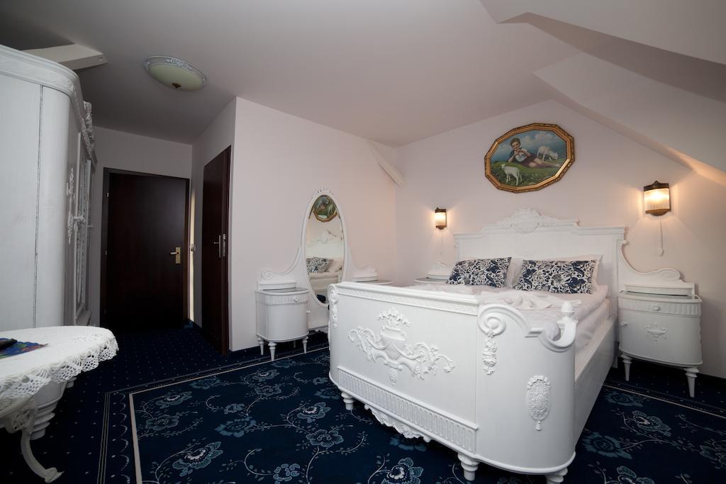 Motel Klara Sobotka  Szoba fotó