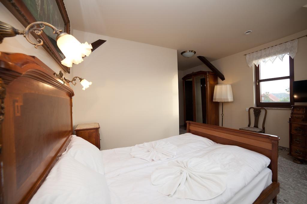 Motel Klara Sobotka  Szoba fotó